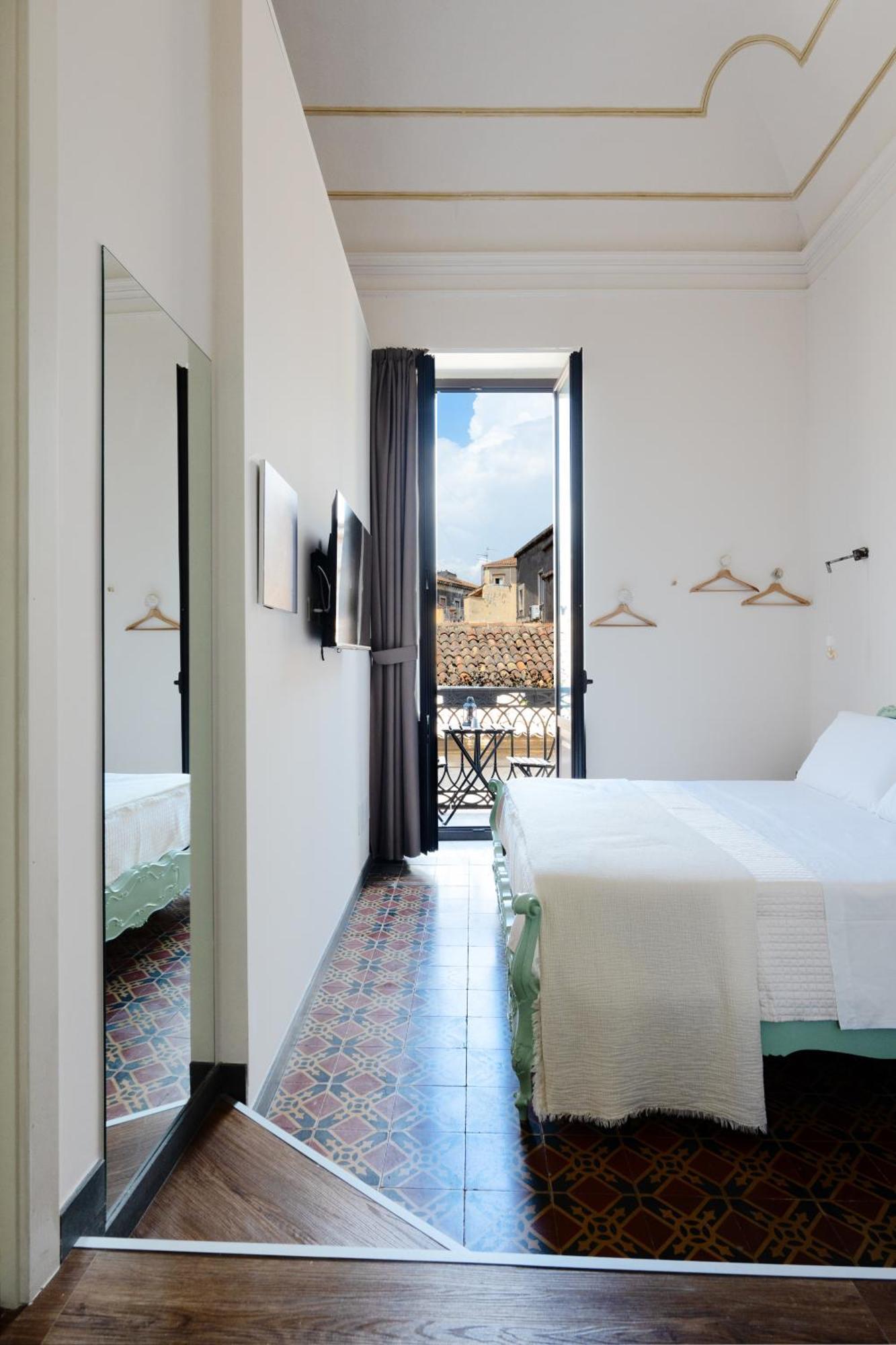 Holiday Lux Boutique Room Catania Exterior photo